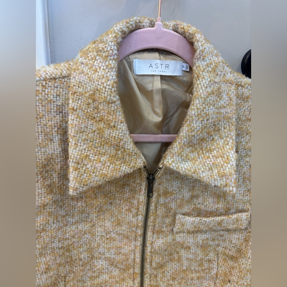 Astr Cropped Tweed Jacket - Picture 6 of 8